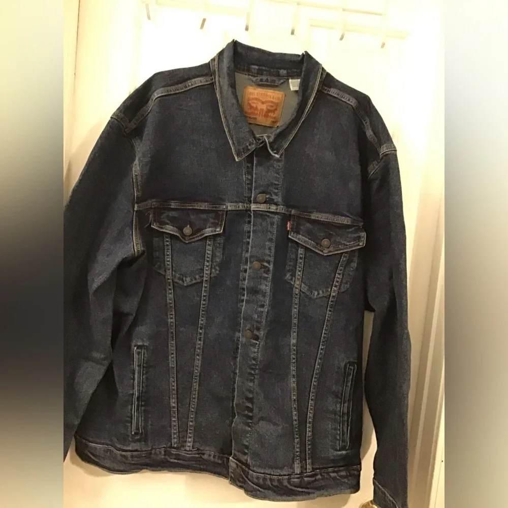 Levi's Dark Blue Denim Jacket - Picture 1 of 9